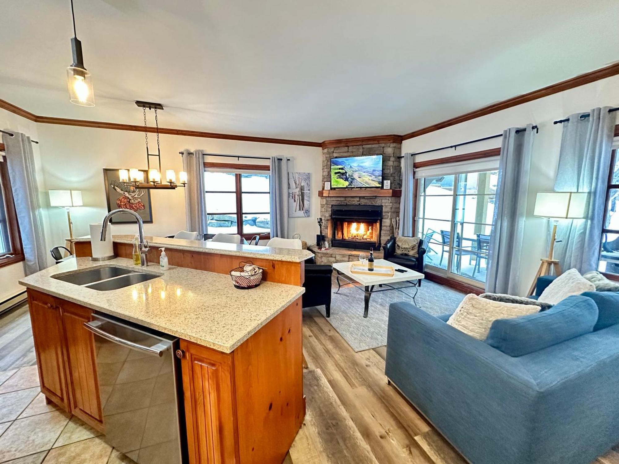 モントランブランLe Plateau By Tremblant Vacationsアパートメント エクステリア 写真