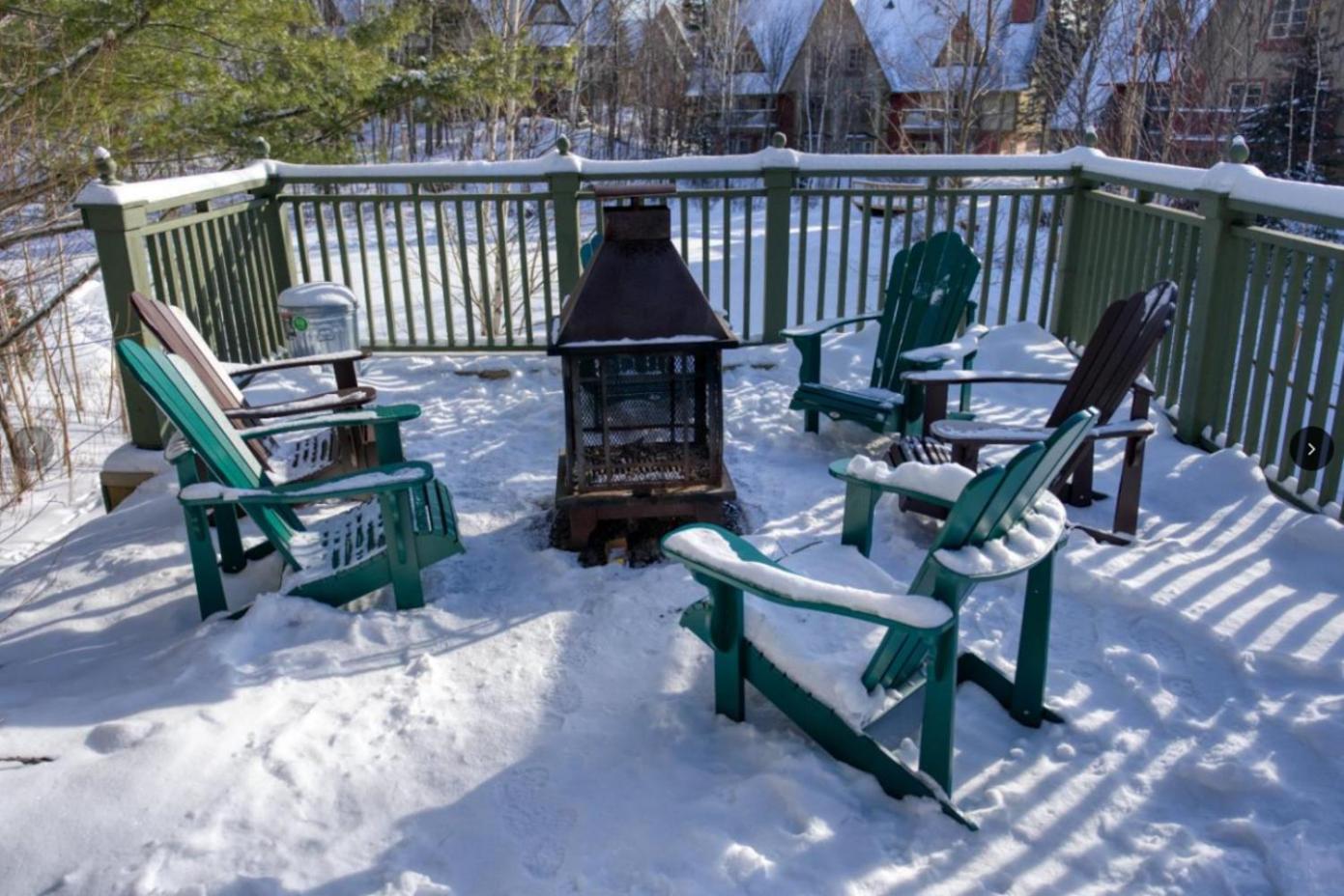 モントランブランLe Plateau By Tremblant Vacationsアパートメント エクステリア 写真